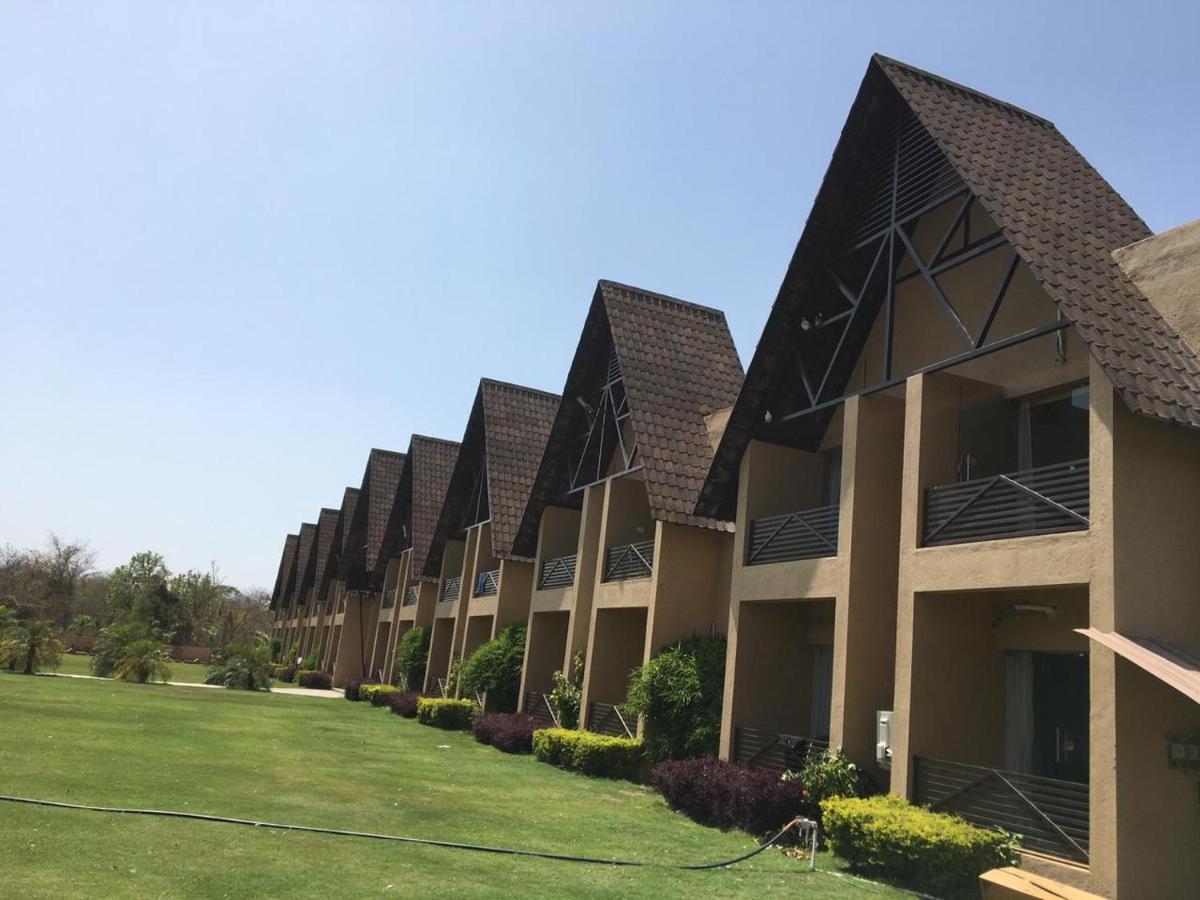 Jagira Ananta Elite , Sasan Gir Hotel Chitrod Exterior photo