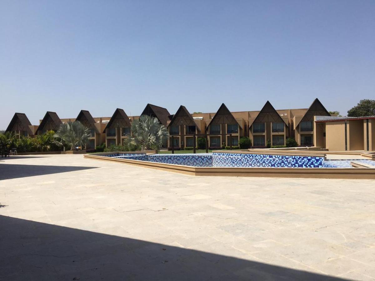 Jagira Ananta Elite , Sasan Gir Hotel Chitrod Exterior photo