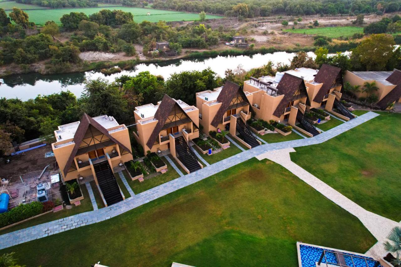 Jagira Ananta Elite , Sasan Gir Hotel Chitrod Exterior photo